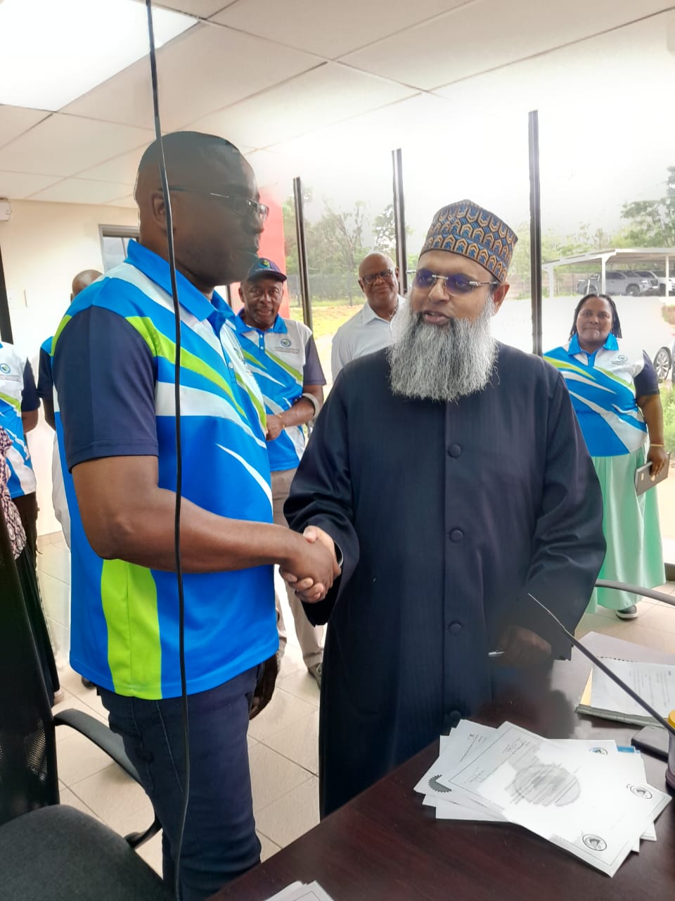 WhatsApp Image 2025-02-10 at 12.51.10_1e7be885 WhatsApp Image 2025-02-10 at 12.51.10_1e7be885